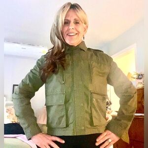 Banana Republic Army Green lightweight jacket